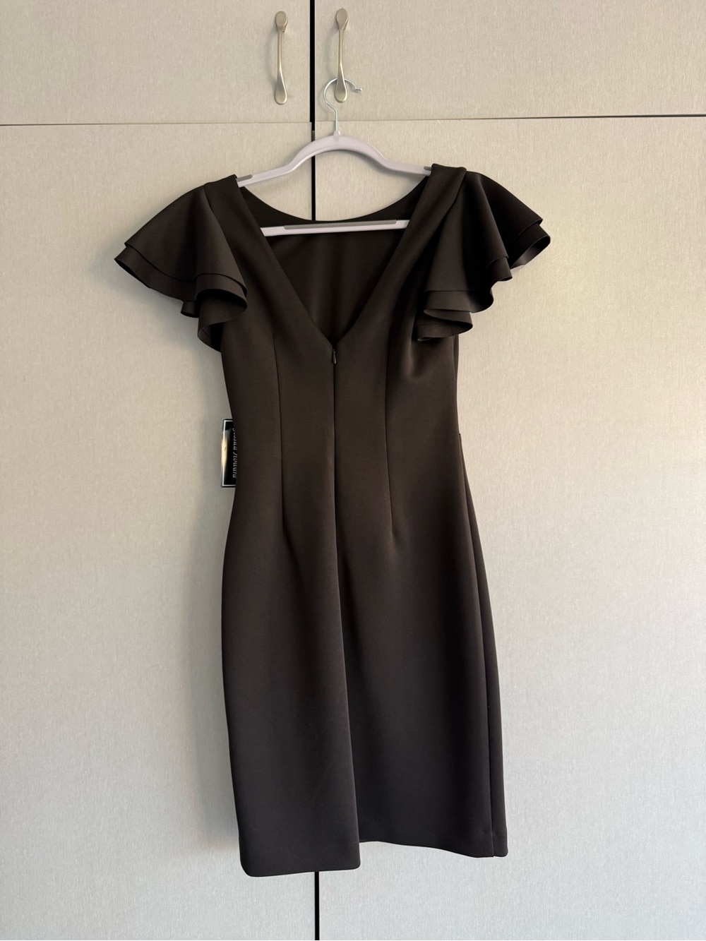 Jessica Howard Black Midi Dress with Flutter Sleeves
